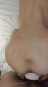 高颜值模特塞进飞机杯操