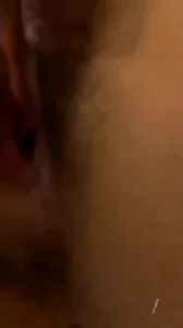 熟女情人开房偷情被无套输出逼毛浓密表情超享受