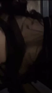 老婆与单男在落地窗前做